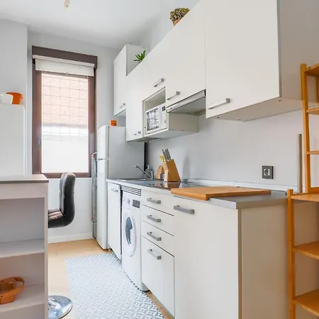Bright Modern - 2Bedrooms 2Baths -Cuatro Caminos Madrid Exterior photo