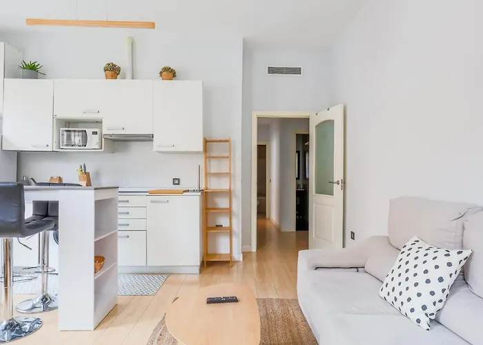 Bright Modern - 2Bedrooms 2Baths -Cuatro Caminos